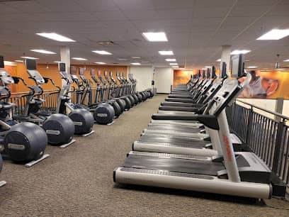 LA Fitness - Gym in Stoughton