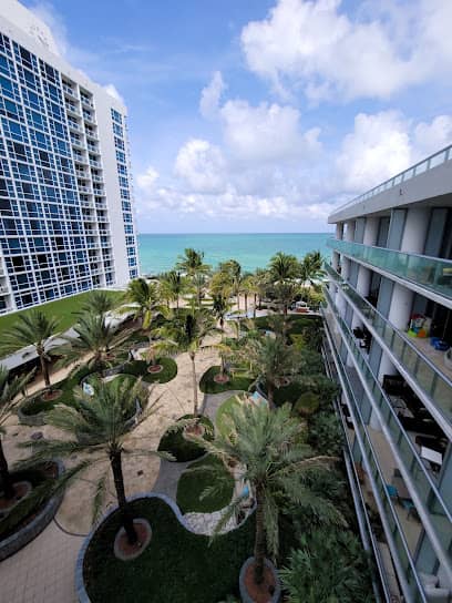 The Spa at Carillon Miami - Spa in Miami Beach