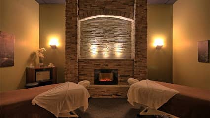 Hand and Stone Massage and Facial Spa - Spa in Riverside