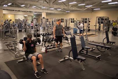 Fox Fitness at Eola - Fitness center in Aurora